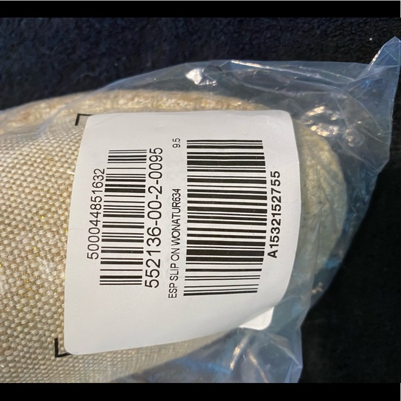 Cloth Slip-on - Picture 2 of 3